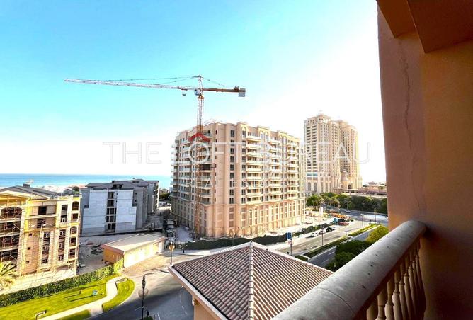 944395 - Property Image 2