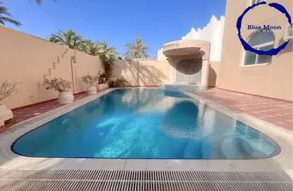 فيلا - 5 غرف نوم - 6 حمامات للايجار في شارع بحيرة الخليج الغربي - بحيرة وست لاجون - الدوحة
