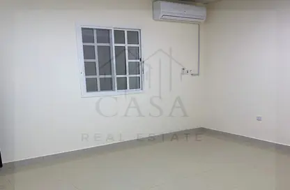 Apartment - 1 Bedroom - 2 Bathrooms for rent in Bu Hamour Street - Abu Hamour - Doha