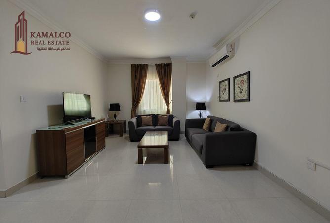 963910 - Property Image 2