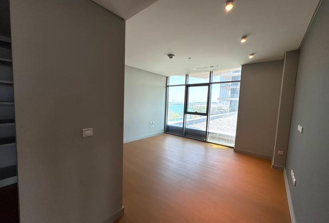 938794 - Property Image 3