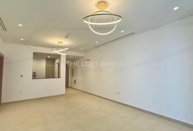 933692 - Property Image 2