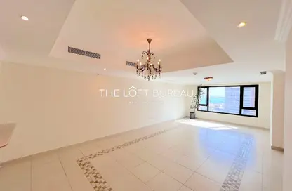Apartment - 1 Bedroom - 2 Bathrooms for rent in West Porto Drive - Porto Arabia - The Pearl Island - Doha