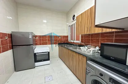 شقة - 2 غرف نوم - 2 حمامات للايجار في شارع الخازن - مدينة خليفة جنوب - مدينة خليفة - الدوحة
