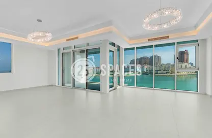 Apartment - 2 Bedrooms - 4 Bathrooms for sale in Gewan Island - The Pearl Island - Doha