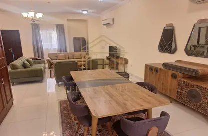 Villa - 4 Bedrooms - 4 Bathrooms for rent in Al Maamoura - Al Maamoura - Doha