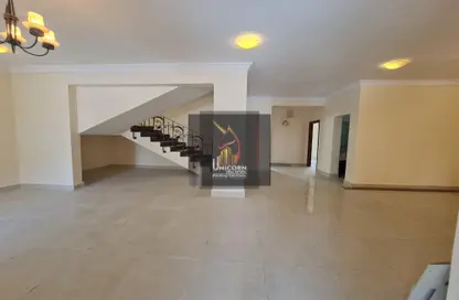 مجمع سكني - 5 غرف نوم - 6 حمامات للايجار في الريان القديمة - الريان - الدوحة