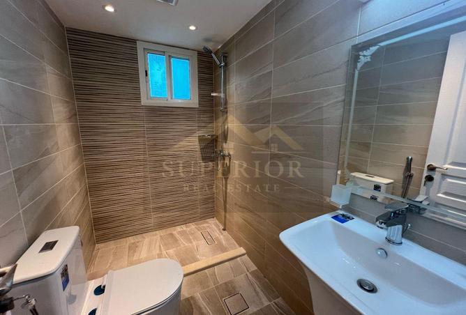 913385 - Property Image 3