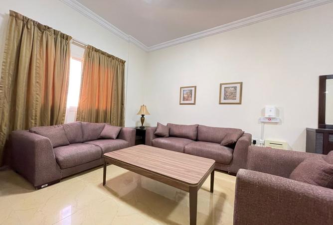 983528 - Property Image 3