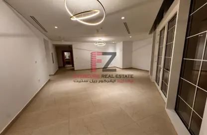 Penthouse - 3 Bedrooms - 3 Bathrooms for rent in Floresta Gardens - Floresta Gardens - The Pearl Island - Doha