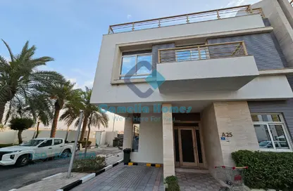 مجمع سكني - 3 غرف نوم - 4 حمامات للايجار في مريخ - المريخ - الدوحة