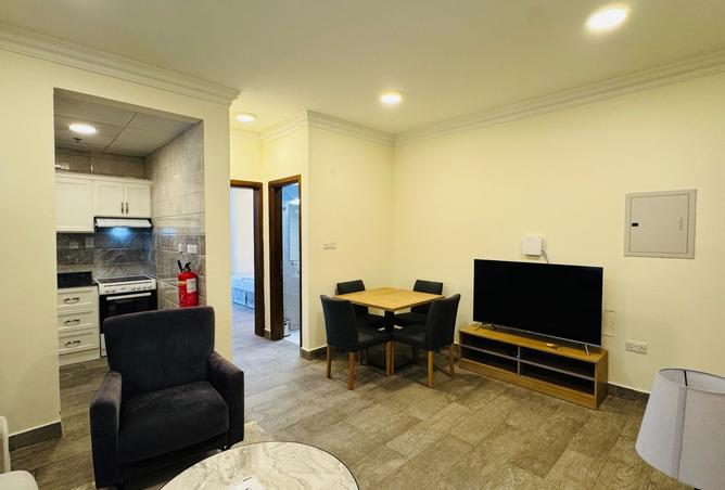 987624 - Property Image 2