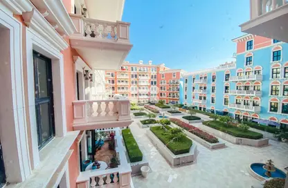 Apartment - 1 Bedroom - 2 Bathrooms for rent in Carnaval - Qanat Quartier - The Pearl Island - Doha