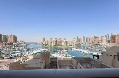 شقة - 1 حمام للايجار في طريق بورتو الشرقي - بورتو أرابيا - جزيرة اللؤلؤة - الدوحة