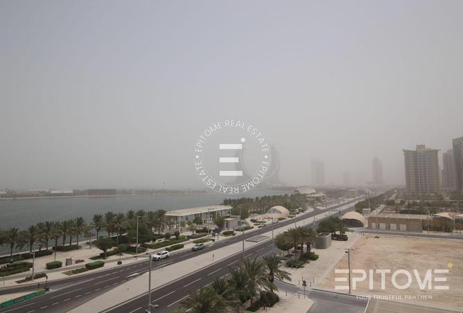 915355 - Property Image 2