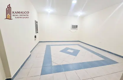 Apartment - 2 Bedrooms - 2 Bathrooms for rent in Al Mansoura - Al Mansoura - Doha