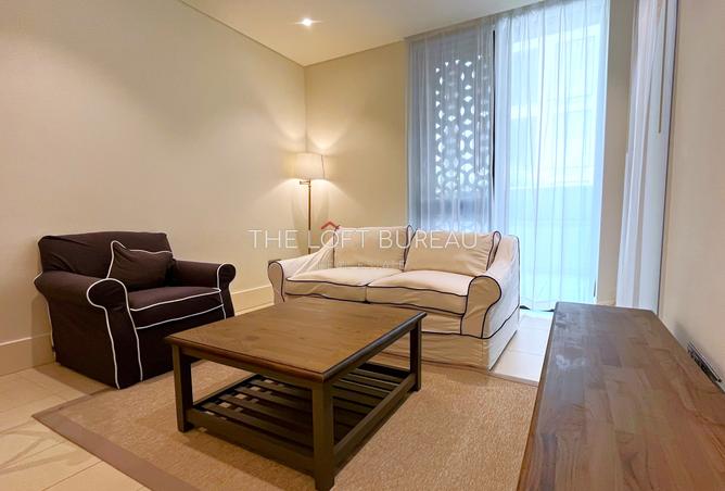 885043 - Property Image 2