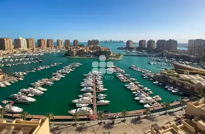 شقة - 2 غرف نوم - 3 حمامات للايجار في برج 13 - بورتو أرابيا - جزيرة اللؤلؤة - الدوحة