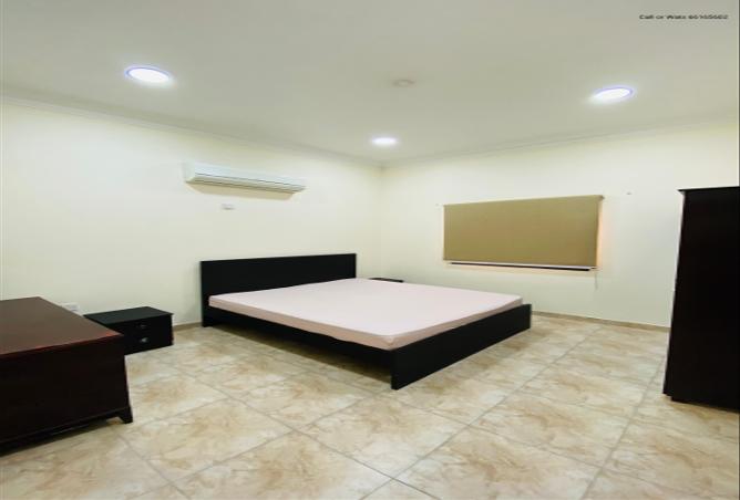 925867 - Property Image 2