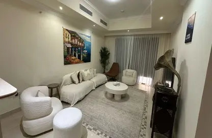 Apartment - 1 Bedroom - 2 Bathrooms for sale in Porto Arabia Townhouses - Porto Arabia - The Pearl Island - Doha