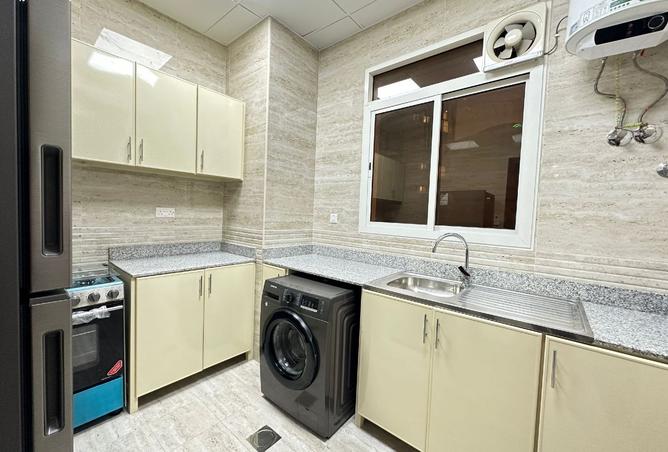 931295 - Property Image 3