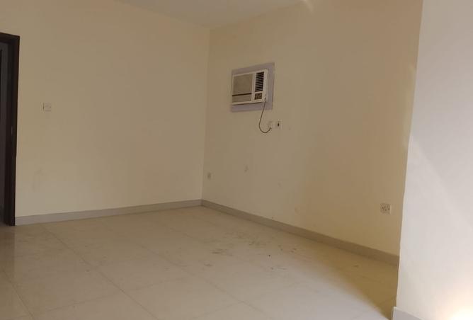966040 - Property Image 3