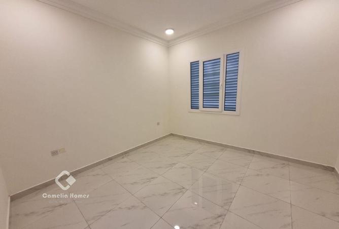 952641 - Property Image 2