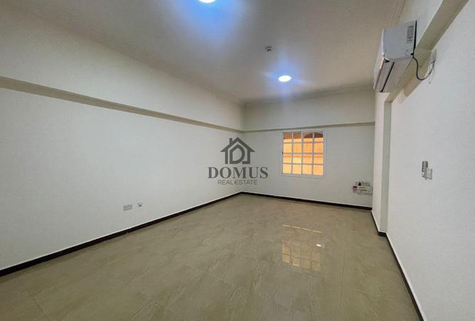 910715 - Property Main Image