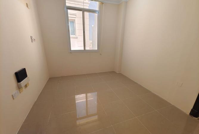 960797 - Property Image 2