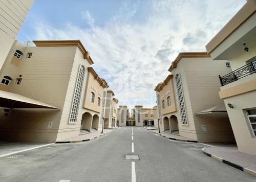 Villa - 4 bedrooms - 4 bathrooms for rent in Umm Salal Ali - Umm Salal Ali - Doha
