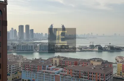 Apartment - 1 Bedroom - 2 Bathrooms for rent in West Porto Drive - Porto Arabia - The Pearl Island - Doha