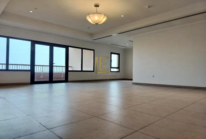 972417 - Property Image 3