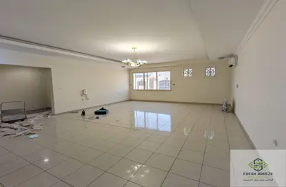 Apartment - 3 Bedrooms - 3 Bathrooms for rent in Al Sadd Road - Al Sadd - Doha