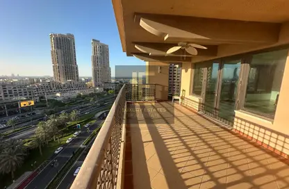 Apartment - 2 Bedrooms - 3 Bathrooms for rent in West Porto Drive - Porto Arabia - The Pearl Island - Doha