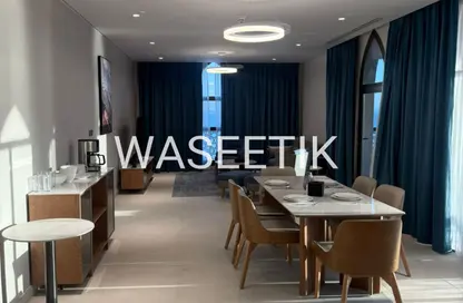 شقة - 2 غرف نوم - 3 حمامات للايجار في البلاج الجنوبي - البلاج - جزيرة اللؤلؤة - الدوحة