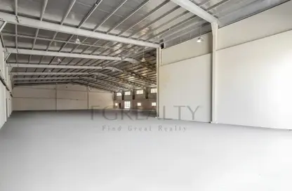 Warehouse - Studio - 7+ Bathrooms for sale in Jerry Al Samur - Birkat Al Awamer - Al Wakra