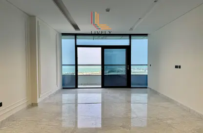 Apartment - 2 Bedrooms - 3 Bathrooms for rent in Marina  25 - Marina District - Lusail