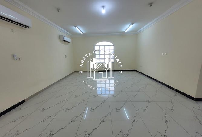 936586 - Property Image 2