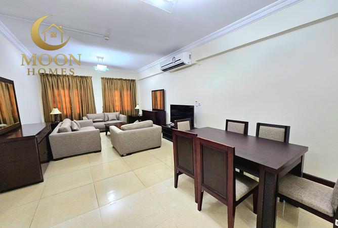 987232 - Property Image 2