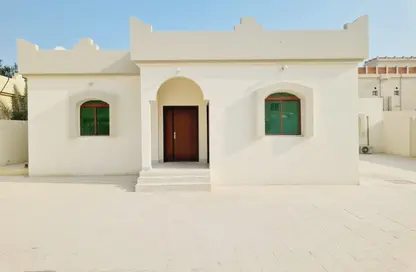 فيلا - 3 غرف نوم - 3 حمامات للايجار في منطقة الداون تاون - وسط المدينة - الخور