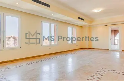 Apartment - 3 Bedrooms - 5 Bathrooms for sale in West Porto Drive - Porto Arabia - The Pearl Island - Doha