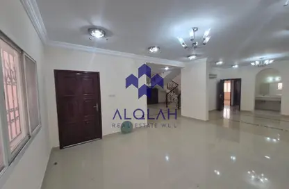 Villa - 4 Bedrooms - 5 Bathrooms for rent in Al Duhail South - Al Duhail - Doha