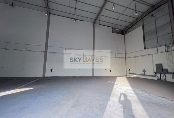 952204 - Property Image 3
