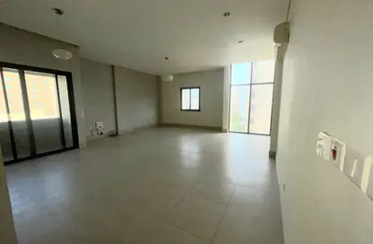 Apartment - 2 Bedrooms - 2 Bathrooms for rent in Anas Street - Fereej Bin Mahmoud North - Fereej Bin Mahmoud - Doha