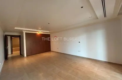 Apartment - 2 Bedrooms - 3 Bathrooms for rent in Tower 11 - Porto Arabia - The Pearl Island - Doha