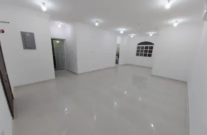 Apartment - 2 Bedrooms - 2 Bathrooms for rent in Old Airport Road - Old Airport Road - Doha
