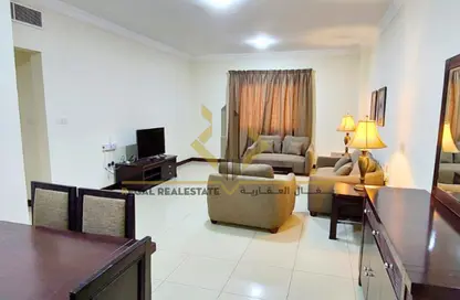 Apartment - 2 Bedrooms - 2 Bathrooms for rent in Al Sadd Road - Al Sadd - Doha