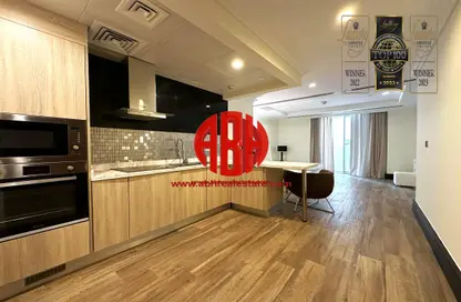 Apartment - Studio - 1 Bathroom for rent in Tower 21 - Viva Bahriyah - The Pearl Island - Doha
