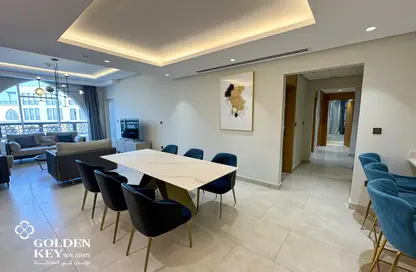 Apartment - 3 Bedrooms - 4 Bathrooms for rent in La Plage West - La Plage - The Pearl Island - Doha