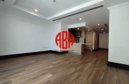 Apartment - 1 Bathroom for rent in Viva West - Viva Bahriyah - The Pearl Island - Doha
